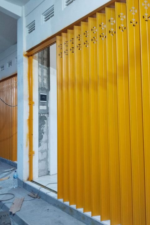 pintu harmonika gresik head h2 - 3